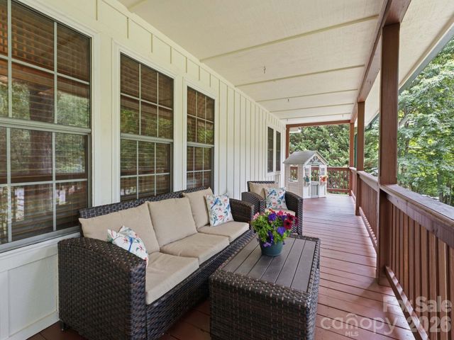 248 Brannon Forest Drive, Waynesville, NC 28785
