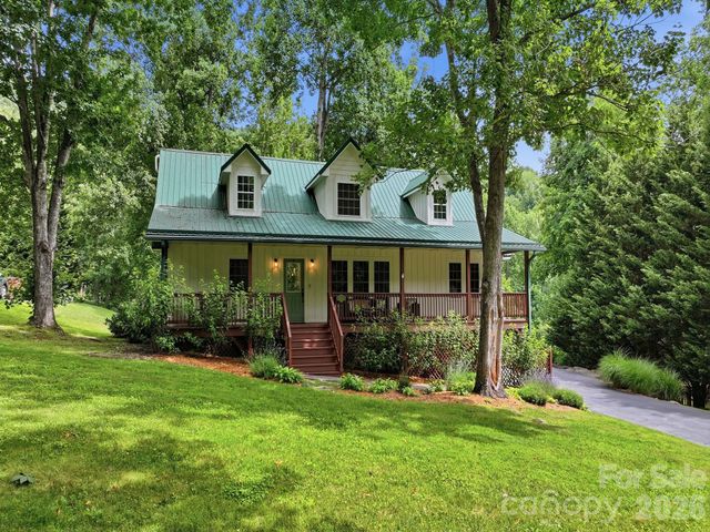 248 Brannon Forest Drive, Waynesville, NC 28785