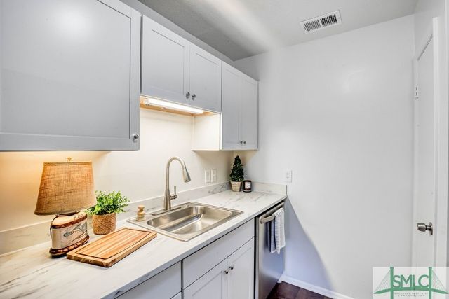 214 Holiday Drive, Savannah, GA 31419