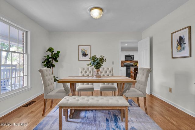 117 Center Drive, Hampstead, NC 28443