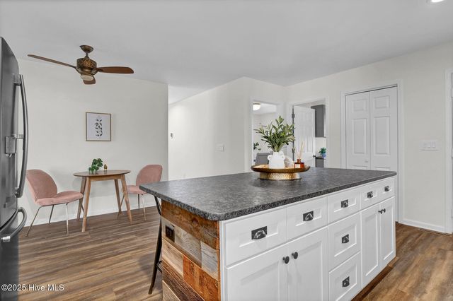 117 Center Drive, Hampstead, NC 28443