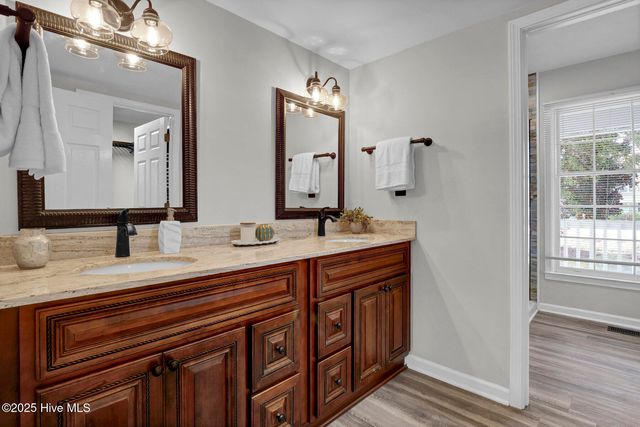 117 Center Drive, Hampstead, NC 28443