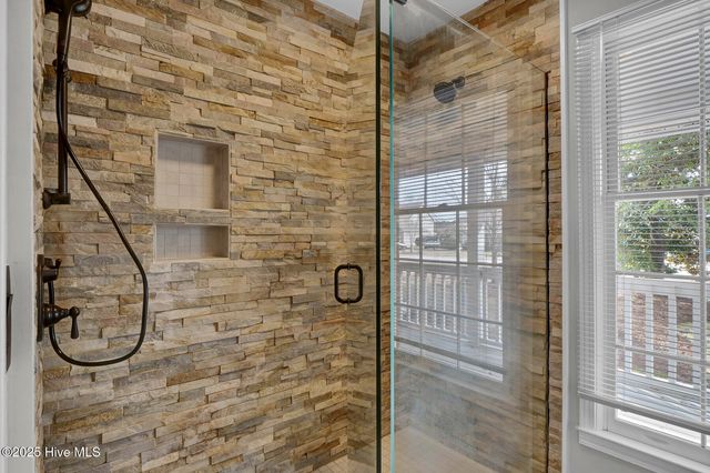 117 Center Drive, Hampstead, NC 28443