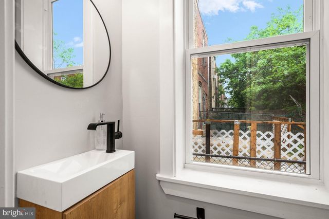 5113 W THOMPSON ST, Philadelphia, PA 19131