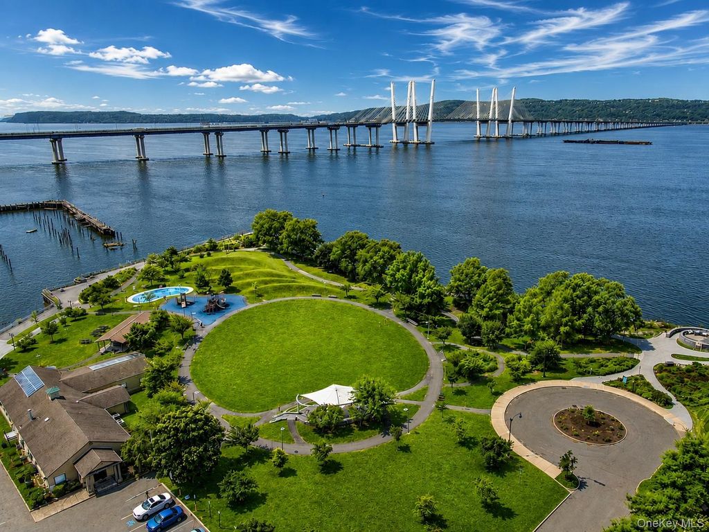 143 W Main Street, Tarrytown, NY 10591 — exterior