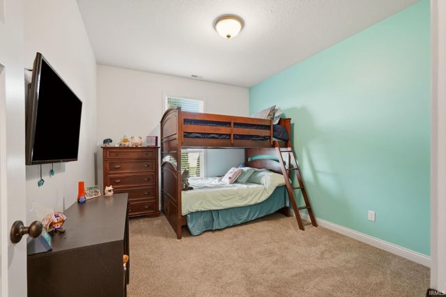 106 E Lake Court, Decatur, IN 46733