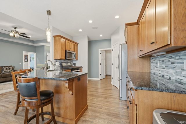 106 E Lake Court, Decatur, IN 46733