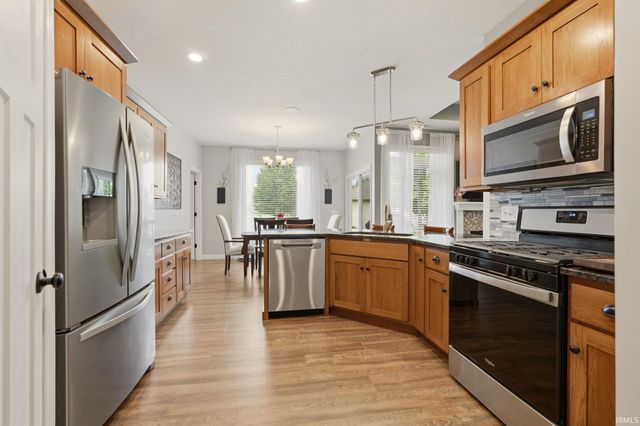 106 E Lake Court, Decatur, IN 46733