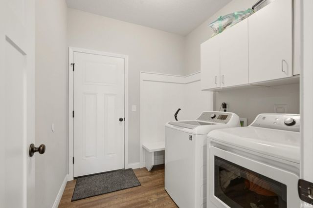 106 E Lake Court, Decatur, IN 46733