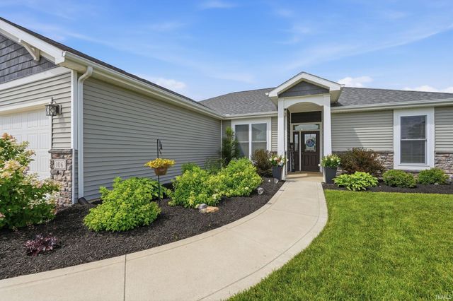 106 E Lake Court, Decatur, IN 46733
