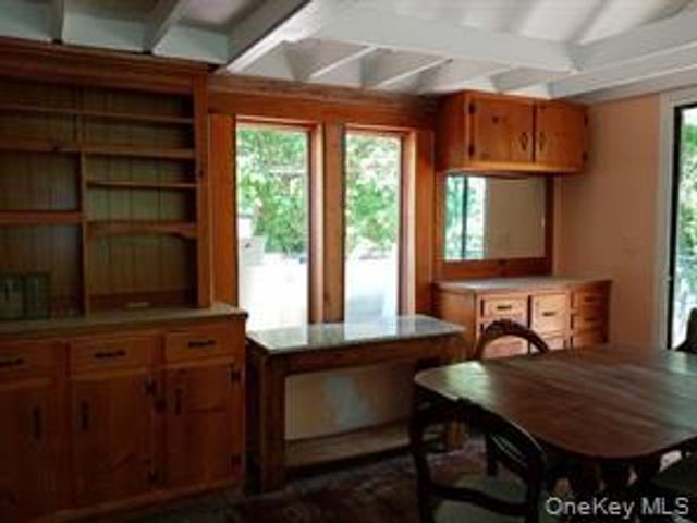 71 Honeywell Lane, Hyde Park, NY 12538