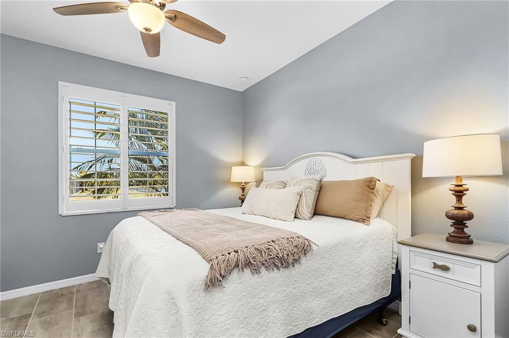 10500 Pistoia DR, FORT MYERS, FL 33913 — photo 4