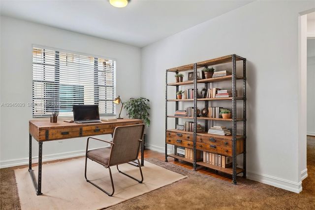 142 SW 127th Terrace, Plantation, FL 33325
