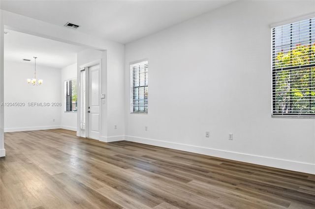 142 SW 127th Terrace, Plantation, FL 33325
