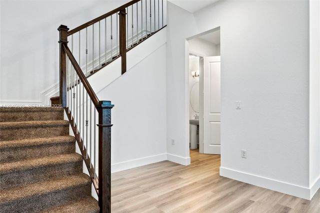 142 SW 127th Terrace, Plantation, FL 33325