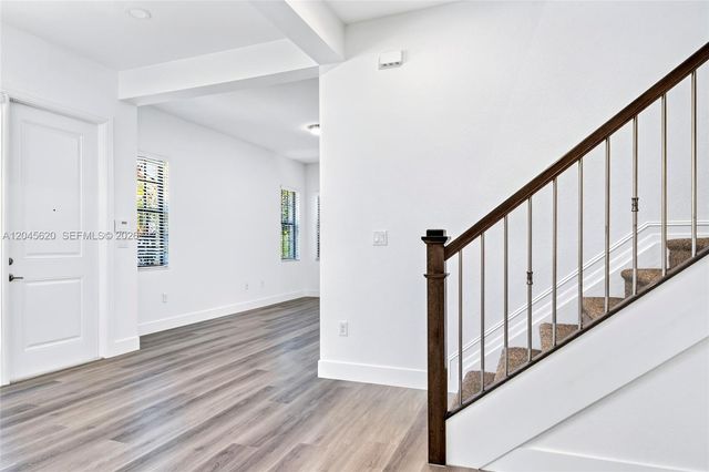142 SW 127th Terrace, Plantation, FL 33325