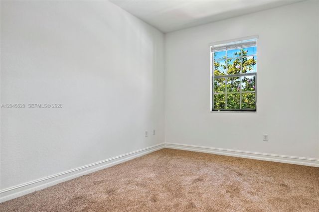 142 SW 127th Terrace, Plantation, FL 33325