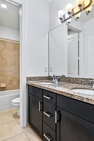 142 SW 127th Terrace, Plantation, FL 33325