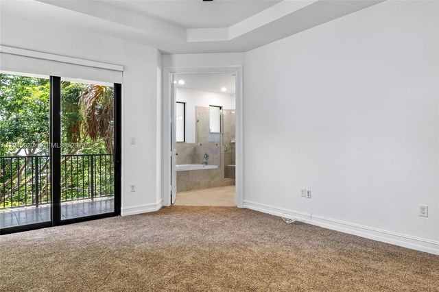142 SW 127th Terrace, Plantation, FL 33325