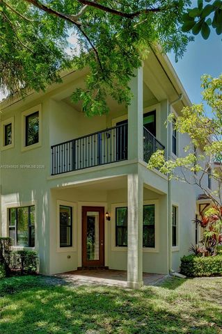 142 SW 127th Terrace, Plantation, FL 33325