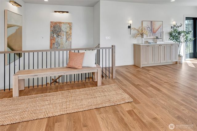 6950 SE Maker Street, Mercer Island, WA 98040