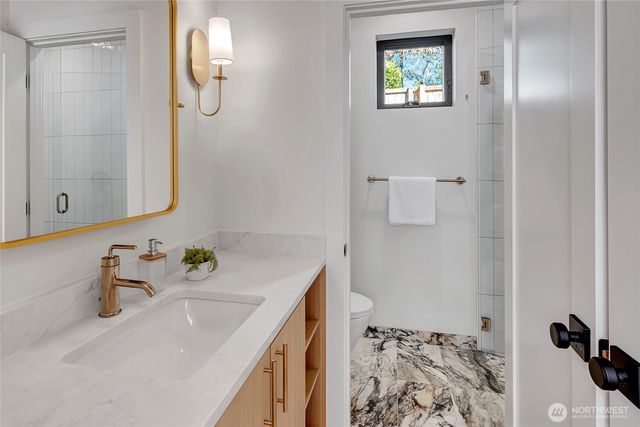 6950 SE Maker Street, Mercer Island, WA 98040