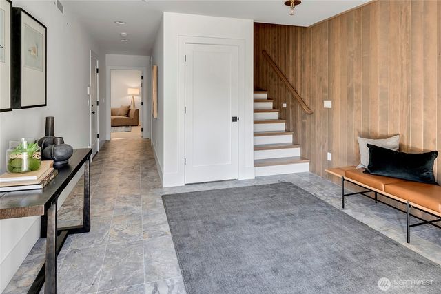 6950 SE Maker Street, Mercer Island, WA 98040