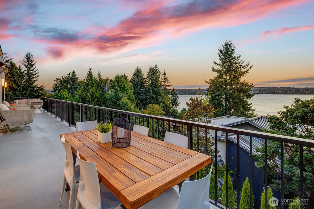 6950 SE Maker Street, Mercer Island, WA 98040