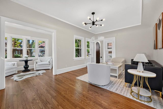 2804 N 44th STREET, Milwaukee, WI 53210