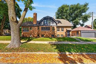 2804 N 44th STREET, Milwaukee, WI 53210