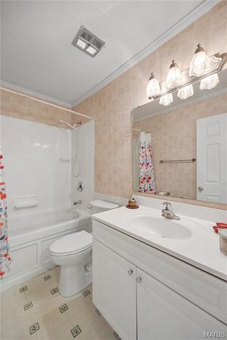 2417 Charente Drive, Maryland Heights, MO 63043