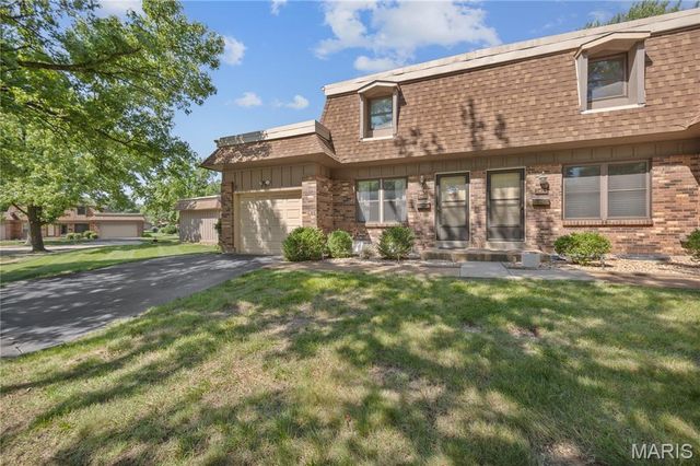 2417 Charente Drive, Maryland Heights, MO 63043