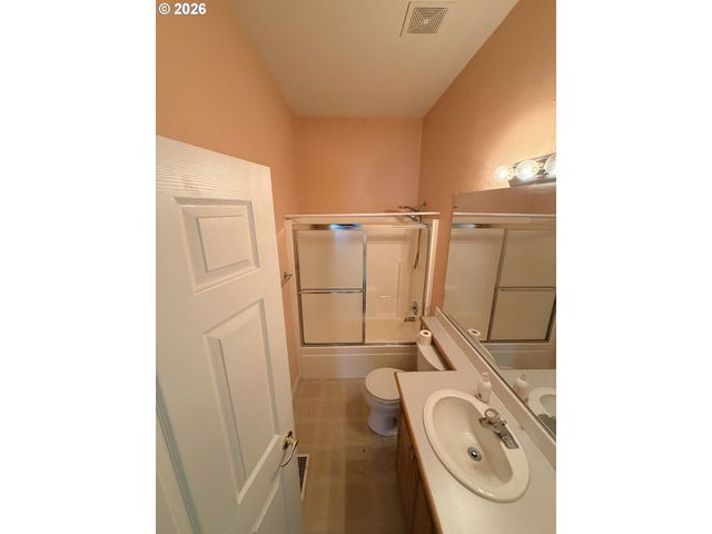 4055 ROYAL Ave 13, Eugene, OR 97402