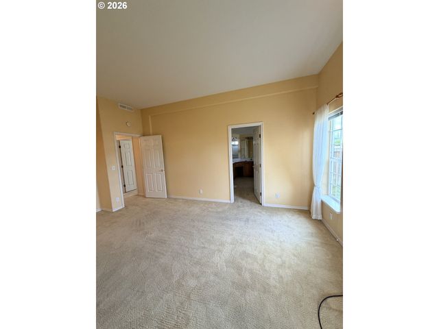4055 ROYAL Ave 13, Eugene, OR 97402