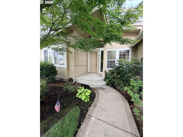 4055 ROYAL Ave 13, Eugene, OR 97402