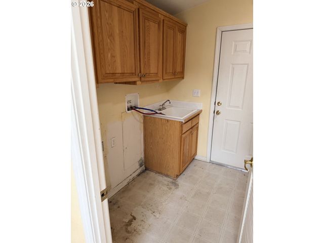 4055 ROYAL Ave 13, Eugene, OR 97402