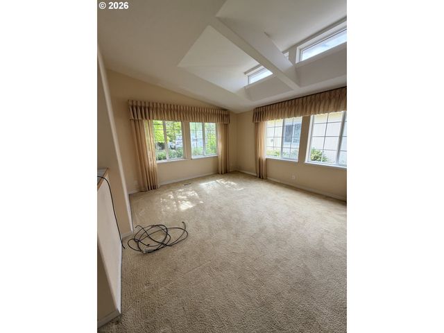 4055 ROYAL Ave 13, Eugene, OR 97402