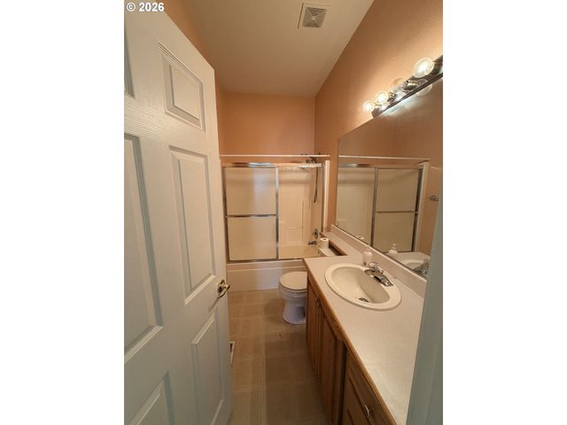 4055 ROYAL Ave 13, Eugene, OR 97402
