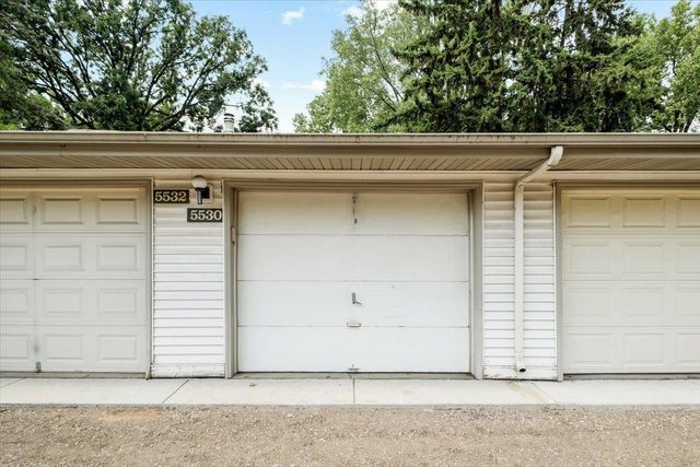 5530 E Bavarian Pass, Fridley, MN 55432