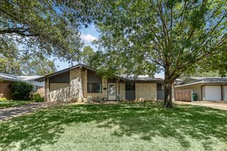 1812 Burbank ST, Austin, TX 78757