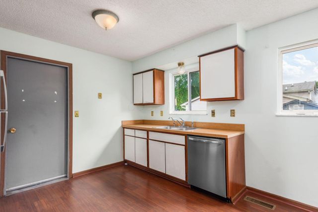 1708 Bucksglen Drive, Galloway, OH 43119