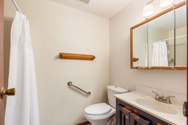 1708 Bucksglen Drive, Galloway, OH 43119