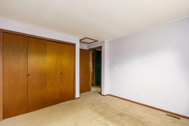 1708 Bucksglen Drive, Galloway, OH 43119