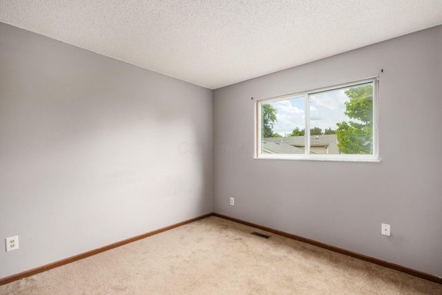 1708 Bucksglen Drive, Galloway, OH 43119
