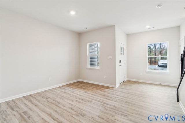 7679 lloyd Ter, Mechanicsville, VA 23111