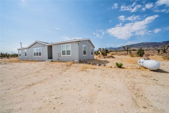 1573 Smoke Tree Road, Pinon Hills, CA 92372