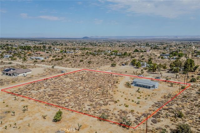 1573 Smoke Tree Road, Pinon Hills, CA 92372