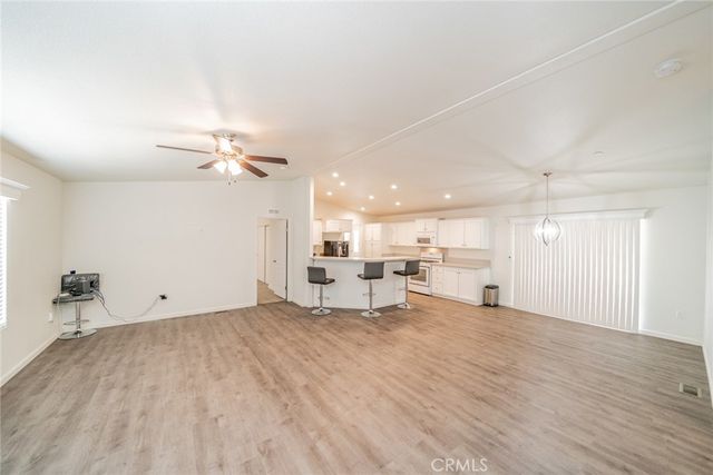 1573 Smoke Tree Road, Pinon Hills, CA 92372