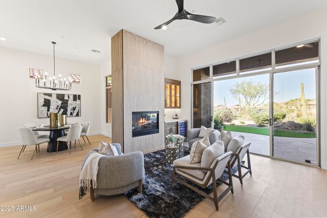 9546 E CAVALRY Drive, Scottsdale, AZ 85262