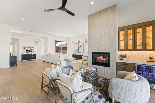 9546 E CAVALRY Drive, Scottsdale, AZ 85262